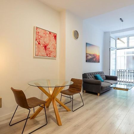 Ferienwohnung Urbe10 Plaza De La Constucion Premium Loft Málaga Exterior foto
