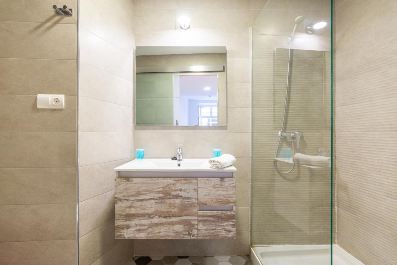 Ferienwohnung Urbe10 Plaza De La Constucion Premium Loft Málaga Exterior foto