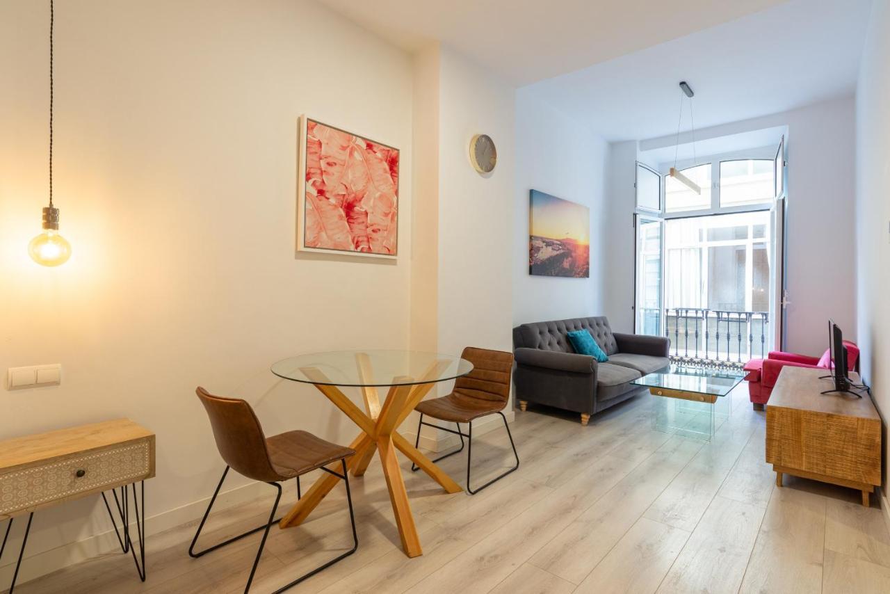 Ferienwohnung Urbe10 Plaza De La Constucion Premium Loft Málaga Exterior foto